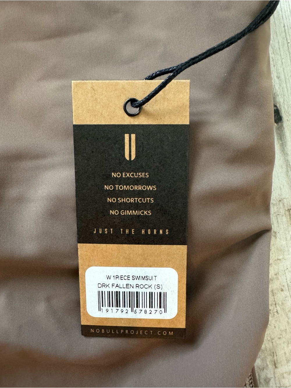 Nobull Dark Fallen Rock One Piece Swimsuit NWT Size Small - Picture 4 of 7
